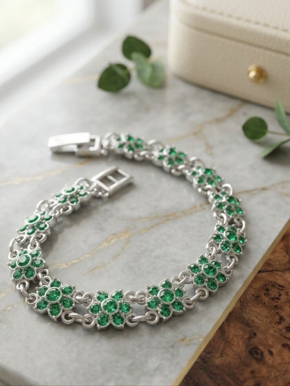 Silver Tone Green Rhinestone Floral Link Bracelet – Vintage Style